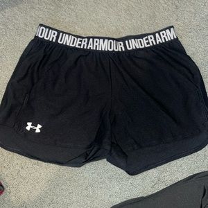 Black under Armour shorts